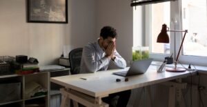TST reconhece depressão como doença causada pelo ambiente de trabalho