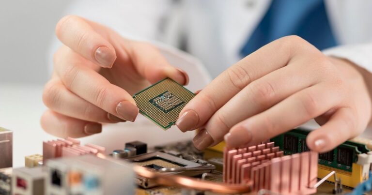 Brasil fecha acordos com gigantes chinesas em produção de chips e entregas