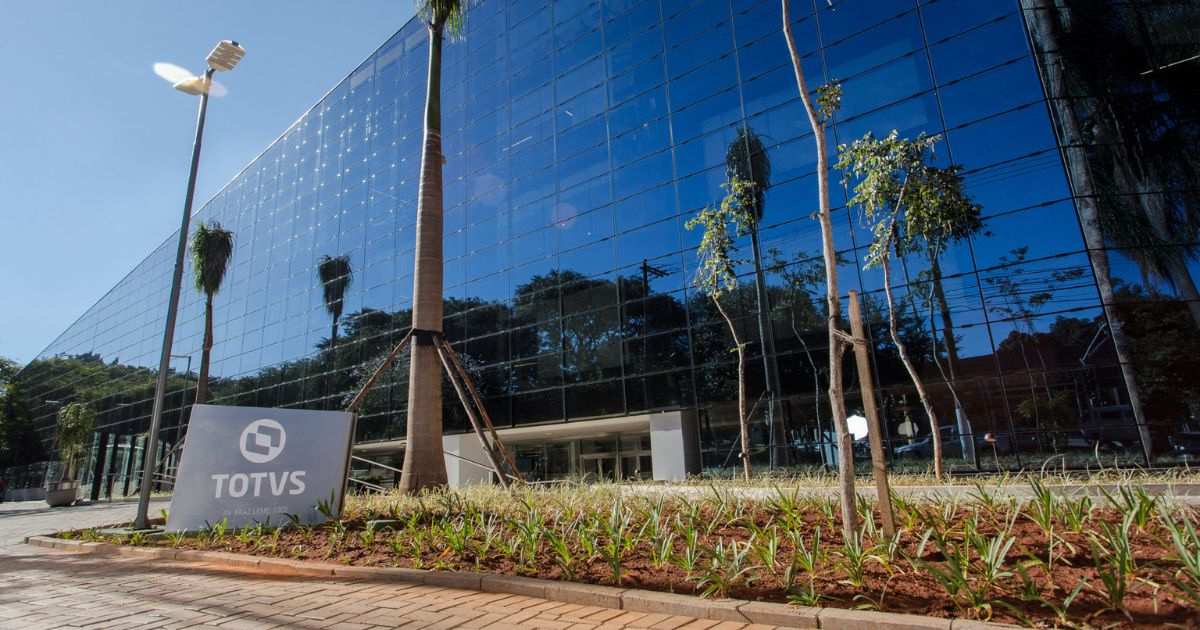 Totvs compra Linx por R$ 3 bilhões e mira liderança no varejo