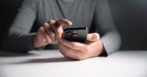 Polícia fecha central de telemarketing especializada em golpes em SP