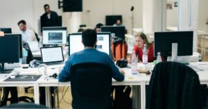 profissionais-ti-insatisfeitos-salario-buscam-oportunidades