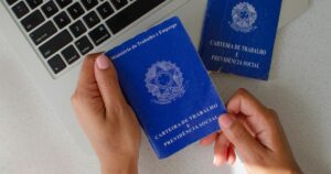 Seguro-desemprego é reajustado para 2026; veja tabela de valores