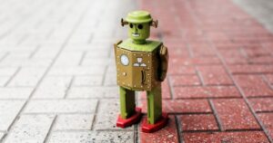 Menor que um grão de sal, novo robô autônomo inaugura a microescala da robótica