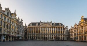 golpe-ia-imita-rei-belgica-para-extorquir