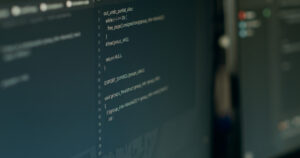 revisao-codigo-ia-avanca-sobre-etapa-desenvolvimento