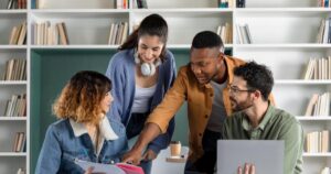 Estudantes desenvolvem plataforma para acompanhar emissões e qualidade do ar em tempo real