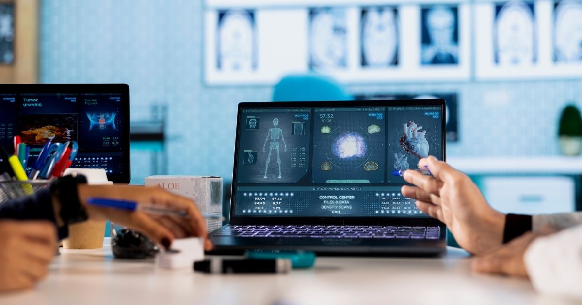 Inteligência artificial transforma atendimento oncológico em hospitais do Paraná