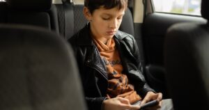 uber-camera-pais-acompanharem-viagens-adolescentes