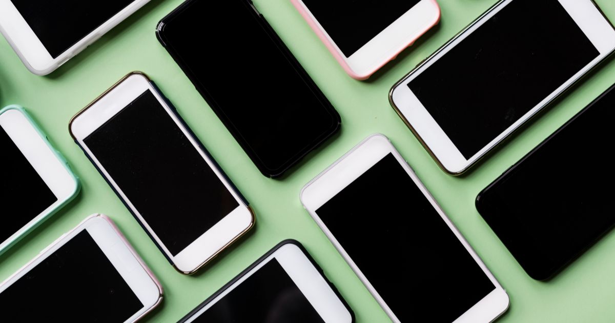 Mercado mundial de smartphones registra maior queda trimestral já observada